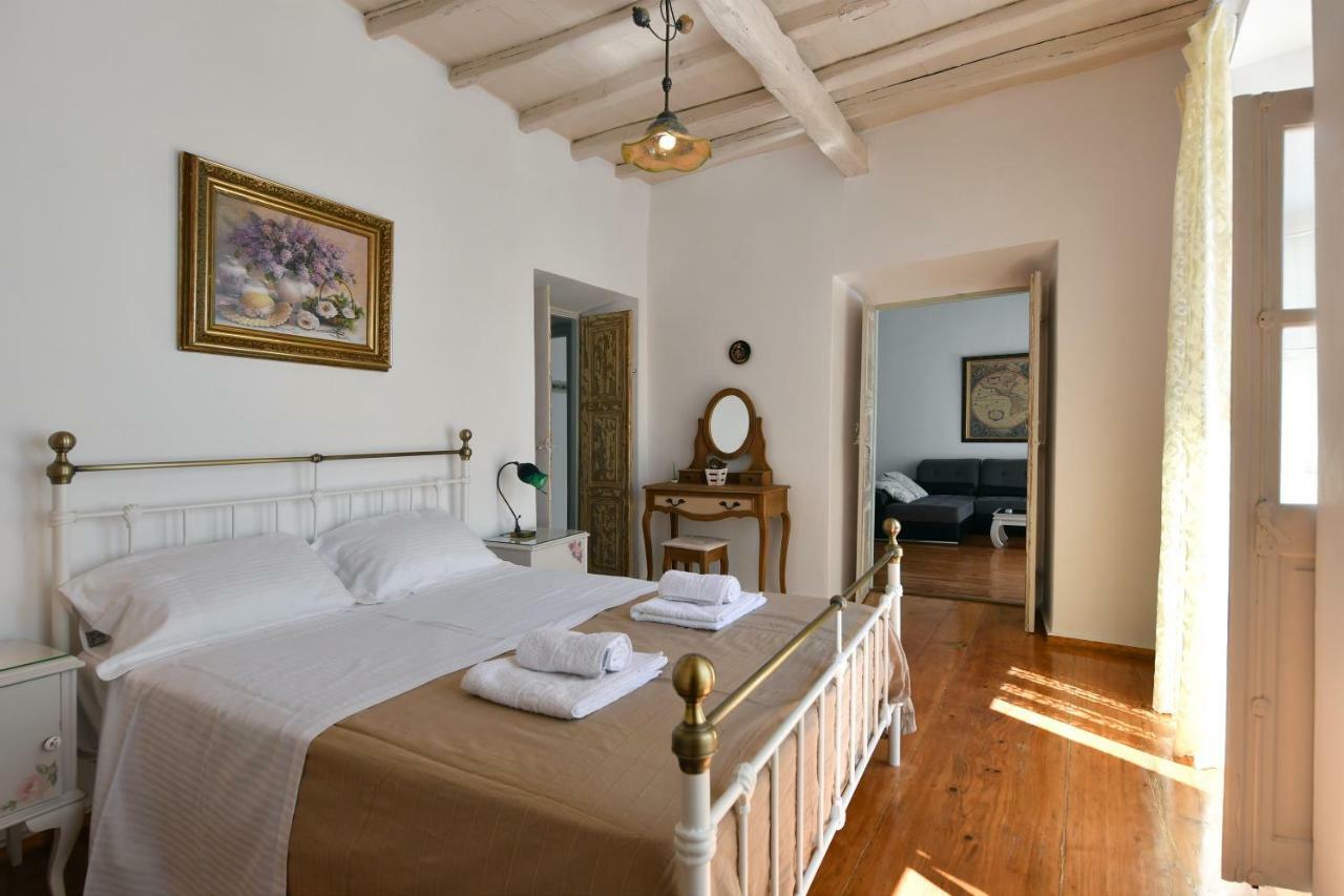 16Thcentury Apartment Parikia  Bagian luar foto